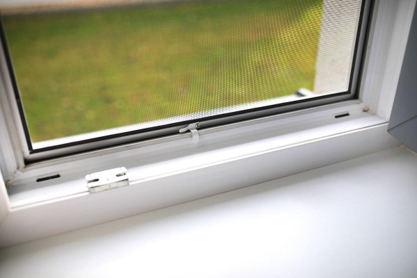 Sieťky na OKNO - pevné - bežné odtiene 3