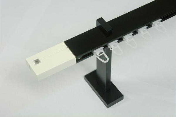 Garniže SQUARE LINE čierna - jednoradové - KRYSTAL biela