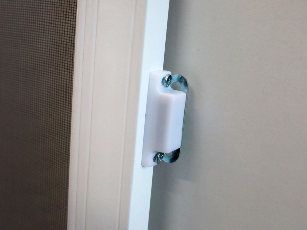 Sieťky na DVERE  - pántové - farby RAL 4