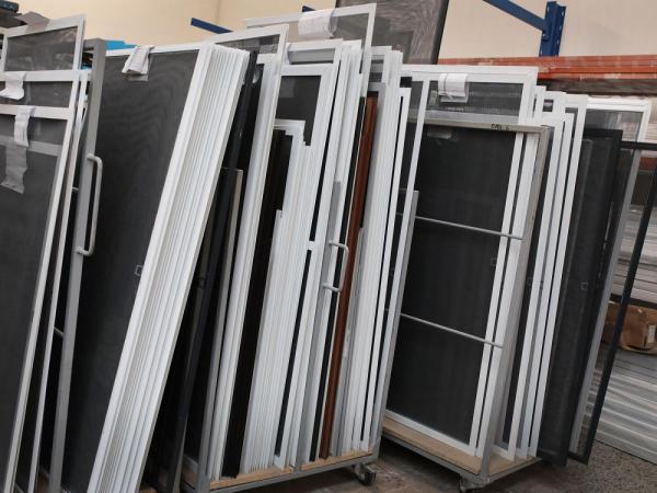 Sieťky na  OKNO - pevné MAX - bežné odtiene 9