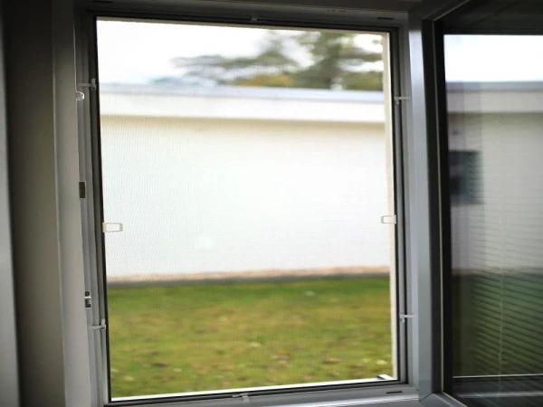 Sieťky na  OKNO - pevné MAX - farby RAL 2