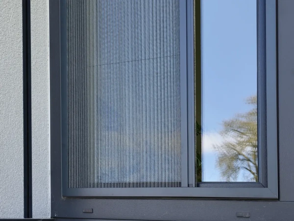 Sieťky proti hmyzu na DVERE - PLISSÉ KLIK LUX - bežné odtiene 7